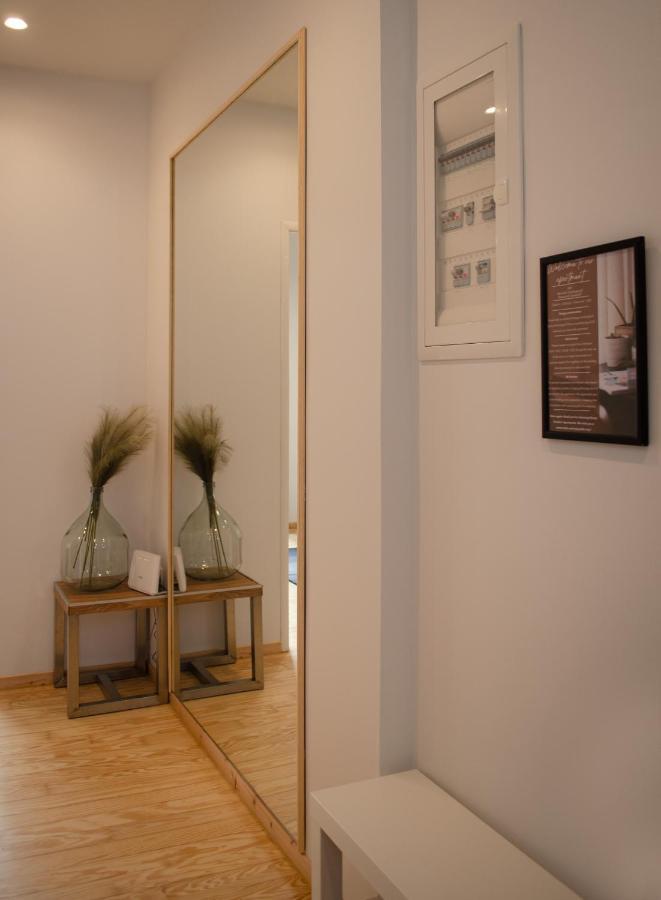 Homey Comfort Apartments Атина Екстериор снимка